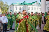 21-Архиепископ Усть-Каменогорский и Семипалатинский Амфилохий принял участие в торжествах по случаю 30-летия обретения мощей святого праведного старца Феодора Томского