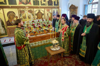 31-Архиепископ Усть-Каменогорский и Семипалатинский Амфилохий принял участие в торжествах по случаю 30-летия обретения мощей святого праведного старца Феодора Томского