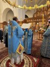 18-Накануне двунадесятого праздника Благовещения Пресвятой Богородицы архиепископ Амфилохий возглавил служение Всенощного бдения в Андреевском кафедральном соборе 