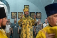 14-Архиепископ Усть-Каменогорский и Семипалатинский Амфилохий совершил Литургию в Знаменском храме г. Томска