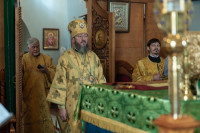 28-Архиепископ Усть-Каменогорский и Семипалатинский Амфилохий совершил Литургию в Знаменском храме г. Томска