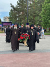2-В день 80-летия Победы духовенство епархии приняли участие в церемонии возложения венков на Аллее Славы города Усть-Каменогорска