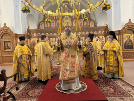 Архиерейская Божественная Литургия в Неделю 27-ю по Пятидесятнице
