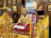 16-Архиепископ Амфилохий совершил Божественную Литургию в Андреевском кафедральном соборе