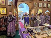 20-Воспоминание установления Господом Иисусом Христом Таинства Евхаристии. Божественная Литургия в главном храме Восточного Казахстана