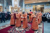 9-Архиепископ Усть-Каменогорский и Семипалатинский Амфилохий в Южной столице принял участие в торжествах в честь мученицы Агафии Панормской - небесной заступницы от землетрясений и стихийных бедствий.