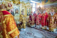 10-Архиепископ Усть-Каменогорский и Семипалатинский Амфилохий в Южной столице принял участие в торжествах в честь мученицы Агафии Панормской - небесной заступницы от землетрясений и стихийных бедствий.