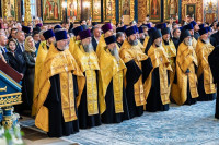 9-Управляющий Усть-Каменогорской и Семипалатинской епархией молился за Патриаршим богослужением в Успенском кафедральном соборе Астаны
