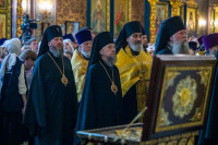 17-Управляющий Усть-Каменогорской и Семипалатинской епархией молился за Патриаршим богослужением в Успенском кафедральном соборе Астаны