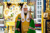 28-Управляющий Усть-Каменогорской и Семипалатинской епархией молился за Патриаршим богослужением в Успенском кафедральном соборе Астаны