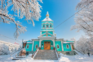 В день памяти святителя Николая Чудотворца архиепископ Усть-Каменогорский и Семипалатинский Амфилохий принял участие в престольным торжестве Никольского собора Алма-Аты
