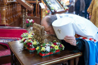 2-В день памяти святителя Николая Чудотворца архиепископ Усть-Каменогорский и Семипалатинский Амфилохий принял участие в престольным торжестве Никольского собора Алма-Аты