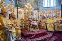 18-В день памяти святителя Николая Чудотворца архиепископ Усть-Каменогорский и Семипалатинский Амфилохий принял участие в престольным торжестве Никольского собора Алма-Аты