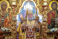 38-В день памяти святителя Николая Чудотворца архиепископ Усть-Каменогорский и Семипалатинский Амфилохий принял участие в престольным торжестве Никольского собора Алма-Аты