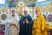 47-В день памяти святителя Николая Чудотворца архиепископ Усть-Каменогорский и Семипалатинский Амфилохий принял участие в престольным торжестве Никольского собора Алма-Аты