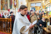 48-В день памяти святителя Николая Чудотворца архиепископ Усть-Каменогорский и Семипалатинский Амфилохий принял участие в престольным торжестве Никольского собора Алма-Аты