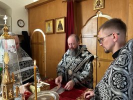 Архиепископ Амфилохий совершил Божественную Литургию Преждеосвященных Даров в Троицком соборе Усть-Каменогорска