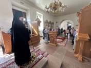 28-Архиепископ Амфилохий совершил Божественную Литургию Преждеосвященных Даров в Троицком соборе Усть-Каменогорска
