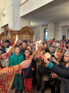 10-На Пасхальной вечерне православные христиане города Усть‑Каменогорска встретили Благодатный огонь