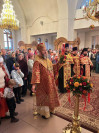 17-На Пасхальной вечерне православные христиане города Усть‑Каменогорска встретили Благодатный огонь