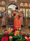 24-На Пасхальной вечерне православные христиане города Усть‑Каменогорска встретили Благодатный огонь