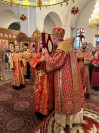 25-На Пасхальной вечерне православные христиане города Усть‑Каменогорска встретили Благодатный огонь