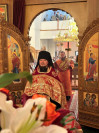32-На Пасхальной вечерне православные христиане города Усть‑Каменогорска встретили Благодатный огонь