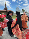 1-В понедельник Светлой седмицы архиепископ Амфилохий совершил Божественную Литургию в Покровском соборе города Усть‑Каменогорска