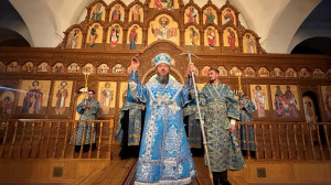 Праздничное вечернее богослужение в главном храме Восточного Казахстана накануне Рождества Пресвятой Богородицы