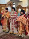 6-Архиепископ Амфилохий совершил Божественную Литургию в сослужении духовенства епархии