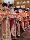 10-Архиепископ Амфилохий совершил Божественную Литургию в сослужении духовенства епархии