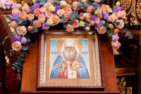 4-В Алма-Ате почтили 70-летие преставления ко Господу священноисповедника Николая, митрополита Казахстанского. Архиепископ Усть-Каменогорский и Семипалатинский Амфилохий сослужил Главе Митрополичьего округа за Литургией в Никольском соборе