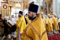 14-В Алма-Ате почтили 70-летие преставления ко Господу священноисповедника Николая, митрополита Казахстанского. Архиепископ Усть-Каменогорский и Семипалатинский Амфилохий сослужил Главе Митрополичьего округа за Литургией в Никольском соборе