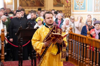 20-В Алма-Ате почтили 70-летие преставления ко Господу священноисповедника Николая, митрополита Казахстанского. Архиепископ Усть-Каменогорский и Семипалатинский Амфилохий сослужил Главе Митрополичьего округа за Литургией в Никольском соборе