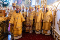 33-В Алма-Ате почтили 70-летие преставления ко Господу священноисповедника Николая, митрополита Казахстанского. Архиепископ Усть-Каменогорский и Семипалатинский Амфилохий сослужил Главе Митрополичьего округа за Литургией в Никольском соборе