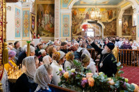 43-В Алма-Ате почтили 70-летие преставления ко Господу священноисповедника Николая, митрополита Казахстанского. Архиепископ Усть-Каменогорский и Семипалатинский Амфилохий сослужил Главе Митрополичьего округа за Литургией в Никольском соборе