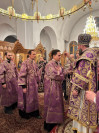 26-В главном храме Восточного Казахстана совершен Чин Воздвижения Креста Господня