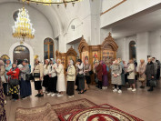 28-В главном храме Восточного Казахстана совершен Чин Воздвижения Креста Господня