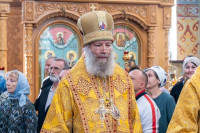 19-В воскресный день, отмеченный празднованием в честь Иверской иконы Божией Матери, архиепископ Усть-Каменогорский и Семипалатинский Амфилохий сослужил митрополиту Александру за Литургией в Иверско-Серафимовском монастыре Алматы