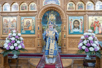 29-В воскресный день, отмеченный празднованием в честь Иверской иконы Божией Матери, архиепископ Усть-Каменогорский и Семипалатинский Амфилохий сослужил митрополиту Александру за Литургией в Иверско-Серафимовском монастыре Алматы