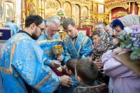 30-В праздник Феодоровской иконы Божией Матери архиепископ Усть-Каменогорский и Семипалатинский Амфилохий сослужил митрополиту Александру за Литургией в главном храме Алма-Аты