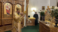 6-Архиепископ Амфилохий возглавил служение Божественной Литургии в главном храме Восточного Казахстана