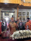 10-В Неделю о расслабленном архиепископ Амфилохий возглавил служение Божественной Литургии в Воскресенском кафедральном соборе города Семипалатинска