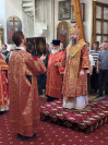 13-В Неделю о расслабленном архиепископ Амфилохий возглавил служение Божественной Литургии в Воскресенском кафедральном соборе города Семипалатинска