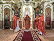 23-В Неделю о расслабленном архиепископ Амфилохий возглавил служение Божественной Литургии в Воскресенском кафедральном соборе города Семипалатинска