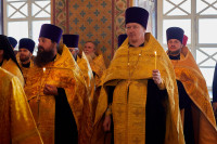 15-Архиепископ Усть-Каменогорский и Семипалатинский Амфилохий сослужил митрополиту Томскому и Асиновскому Ростиславу за торжественным Всенощным бдением по случаю года 100-летия преставления святителя Макария в Богоявленском соборе города Томска