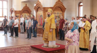 8-Архиепископ Амфилохий возглавил служение Божественной Литургии в Андреевском кафедральном соборе города Усть-Каменогорска 