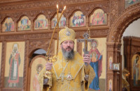 15-Архиепископ Амфилохий возглавил служение Божественной Литургии в Андреевском кафедральном соборе города Усть-Каменогорска 