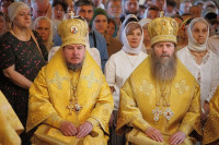17-Семь архиереев Русской Православной Церкви совершили Литургию в Томске в честь празднования года 100-летия блаженной кончины святителя Макария (Невского)