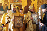 60-Семь архиереев Русской Православной Церкви совершили Литургию в Томске в честь празднования года 100-летия блаженной кончины святителя Макария (Невского)